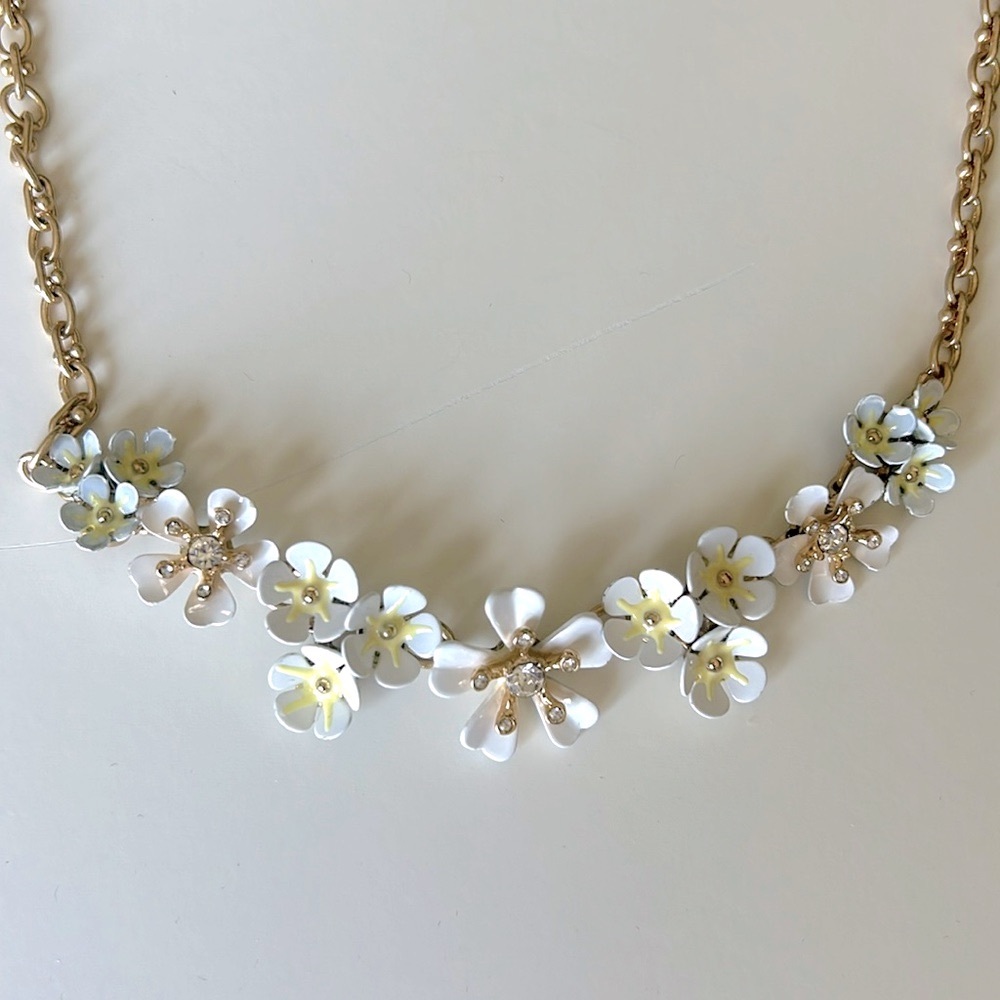Lonna & Lily White Flower Gold Necklace